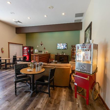 3Bd Walk-In Near Silver Dollar City - Game Room - Pool - Free Tickets Included - Rr-93B Branson Dış mekan fotoğraf